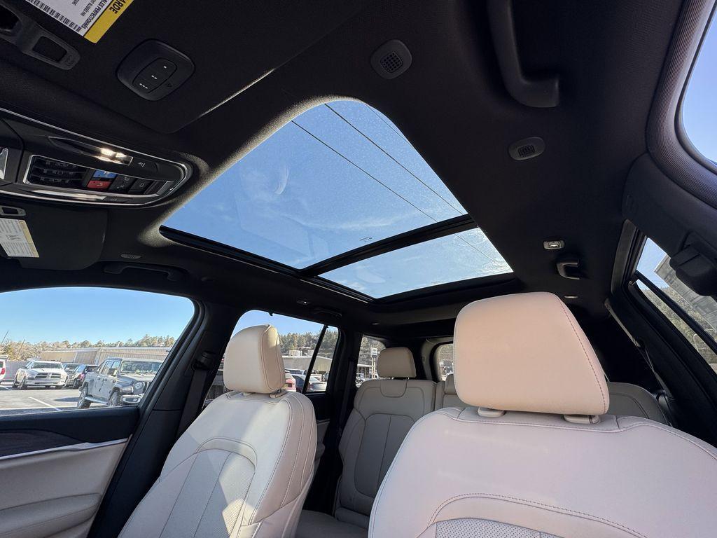 new 2025 Jeep Grand Cherokee car, priced at $52,410