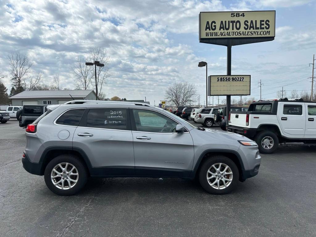 used 2015 Jeep Cherokee car, priced at $10,999