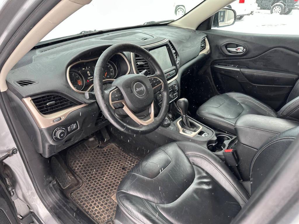 used 2015 Jeep Cherokee car, priced at $10,999