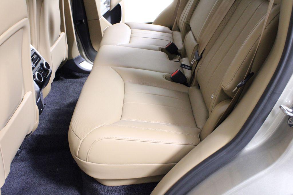 new 2025 Land Rover Range Rover car, priced at $141,470