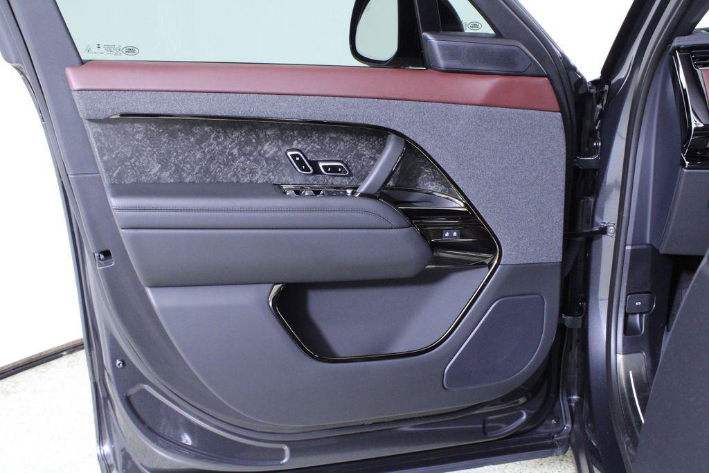 used 2025 Land Rover Range Rover Sport car, priced at $99,994
