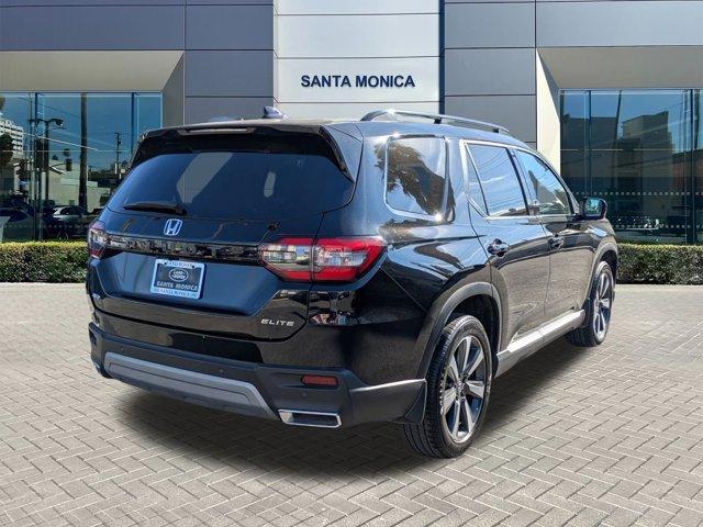used 2023 Honda Pilot car, priced at $40,697