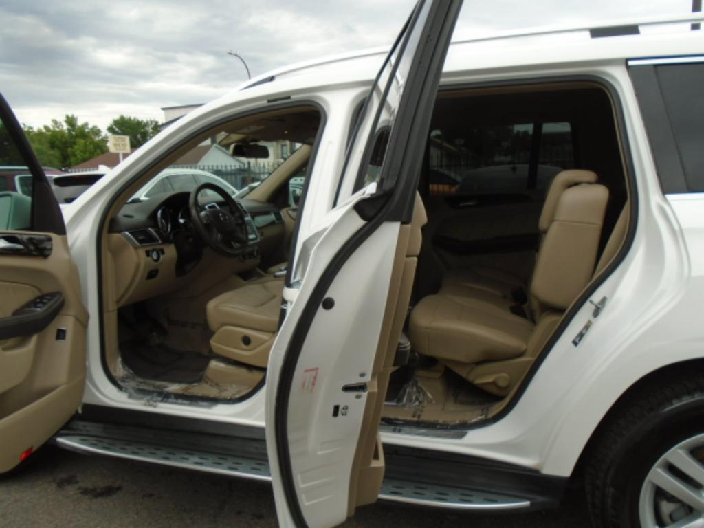 used 2015 Mercedes-Benz GL-Class car, priced at $15,997