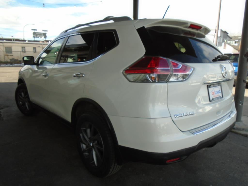 used 2016 Nissan Rogue car, priced at $14,497