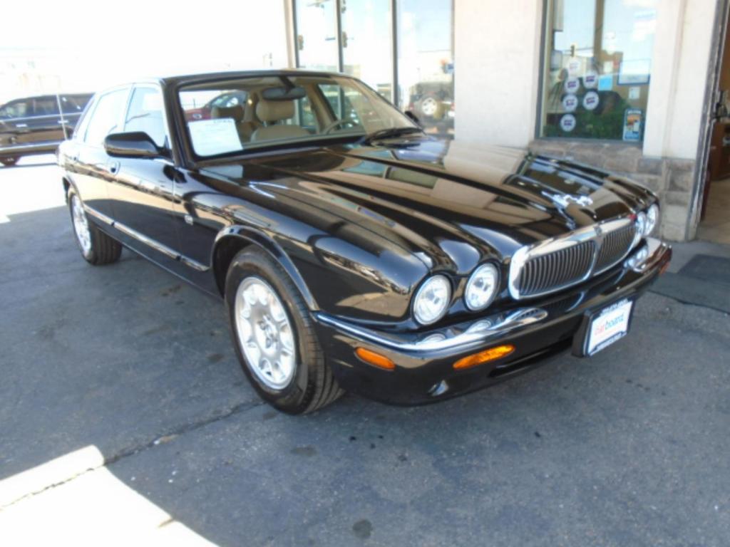 used 2000 Jaguar XJ8 car, priced at $22,911