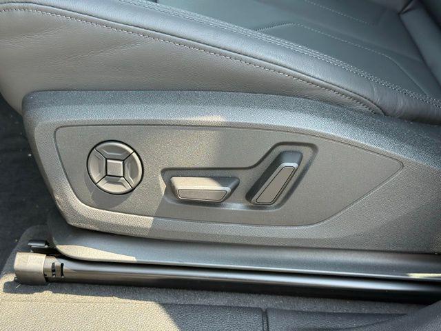 new 2025 Audi Q3 car, priced at $39,990