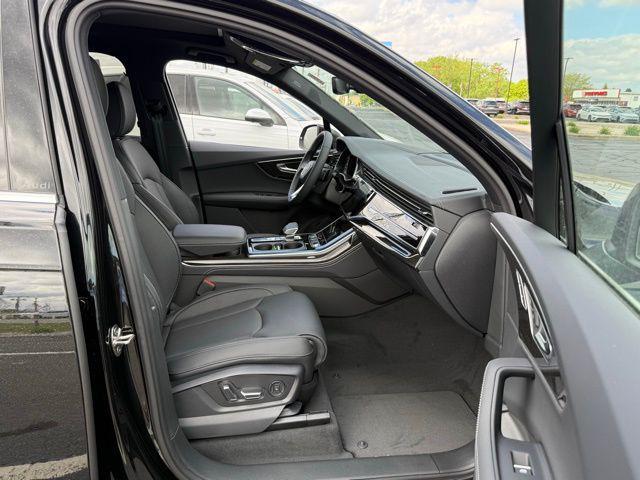 new 2025 Audi Q7 car, priced at $75,900