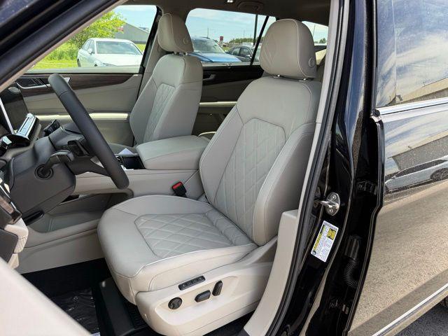 new 2026 Volkswagen Atlas car, priced at $55,181