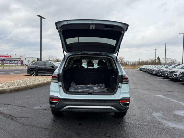 new 2026 Volkswagen Taos car, priced at $33,788