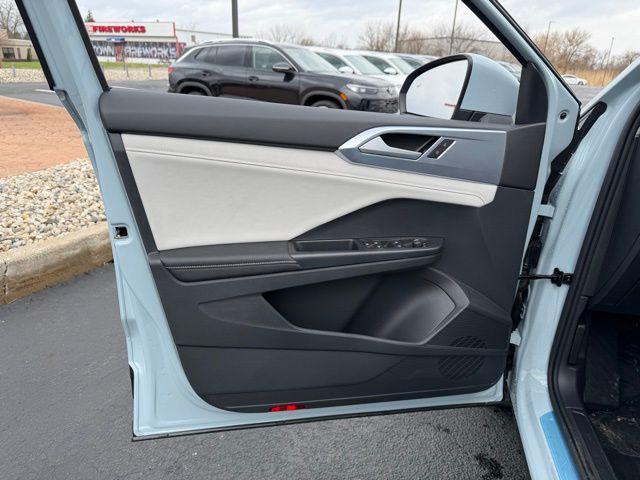 new 2026 Volkswagen Taos car, priced at $33,788