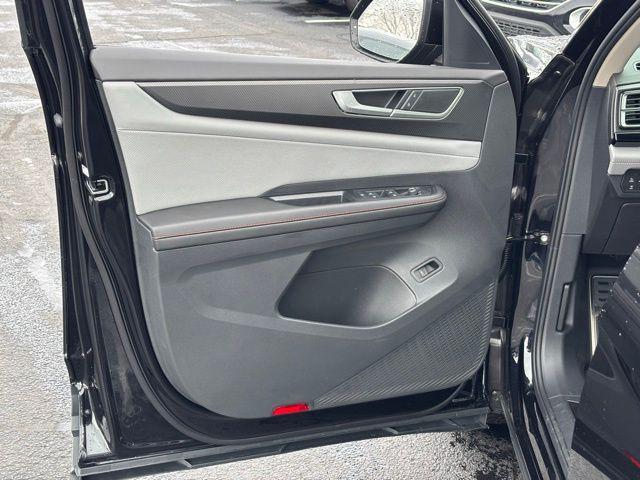 new 2026 Volkswagen Atlas car, priced at $48,827