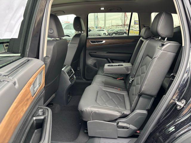 new 2026 Volkswagen Atlas car, priced at $47,510