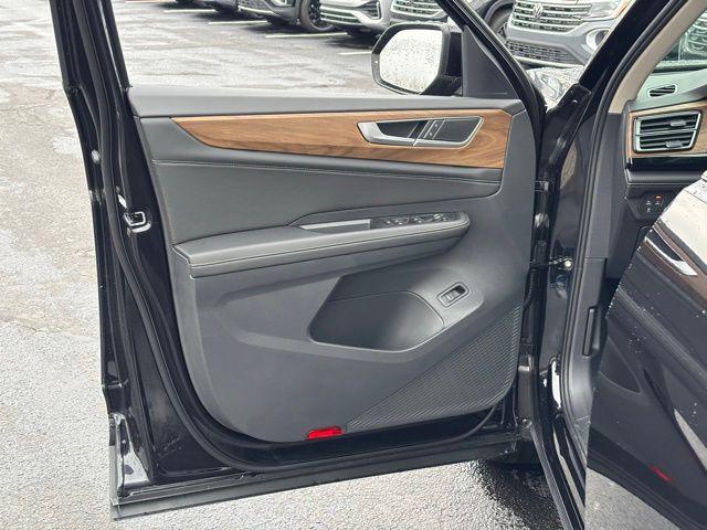 new 2026 Volkswagen Atlas car, priced at $47,510