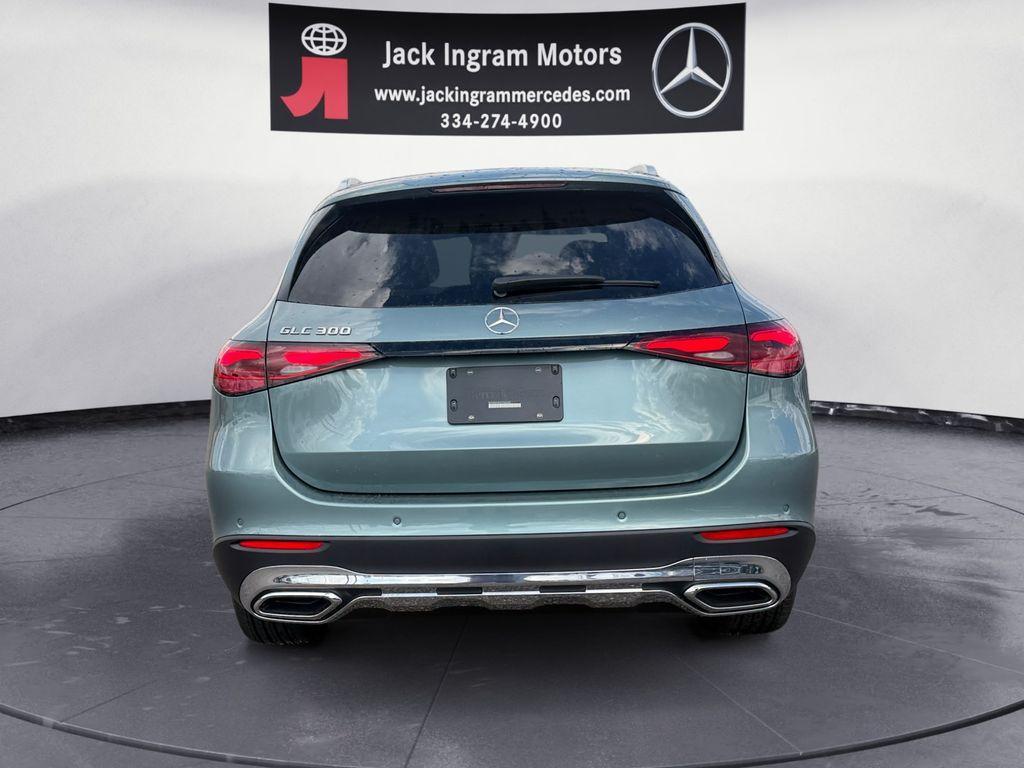 new 2026 Mercedes-Benz GLC 300 car