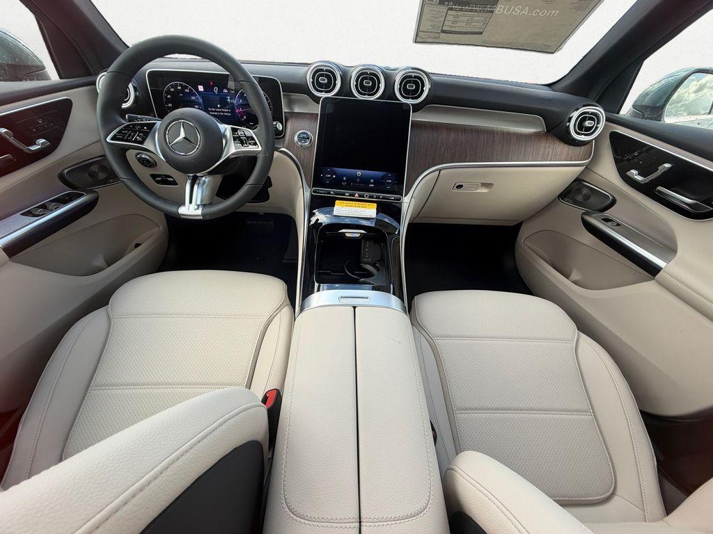 new 2026 Mercedes-Benz GLC 300 car