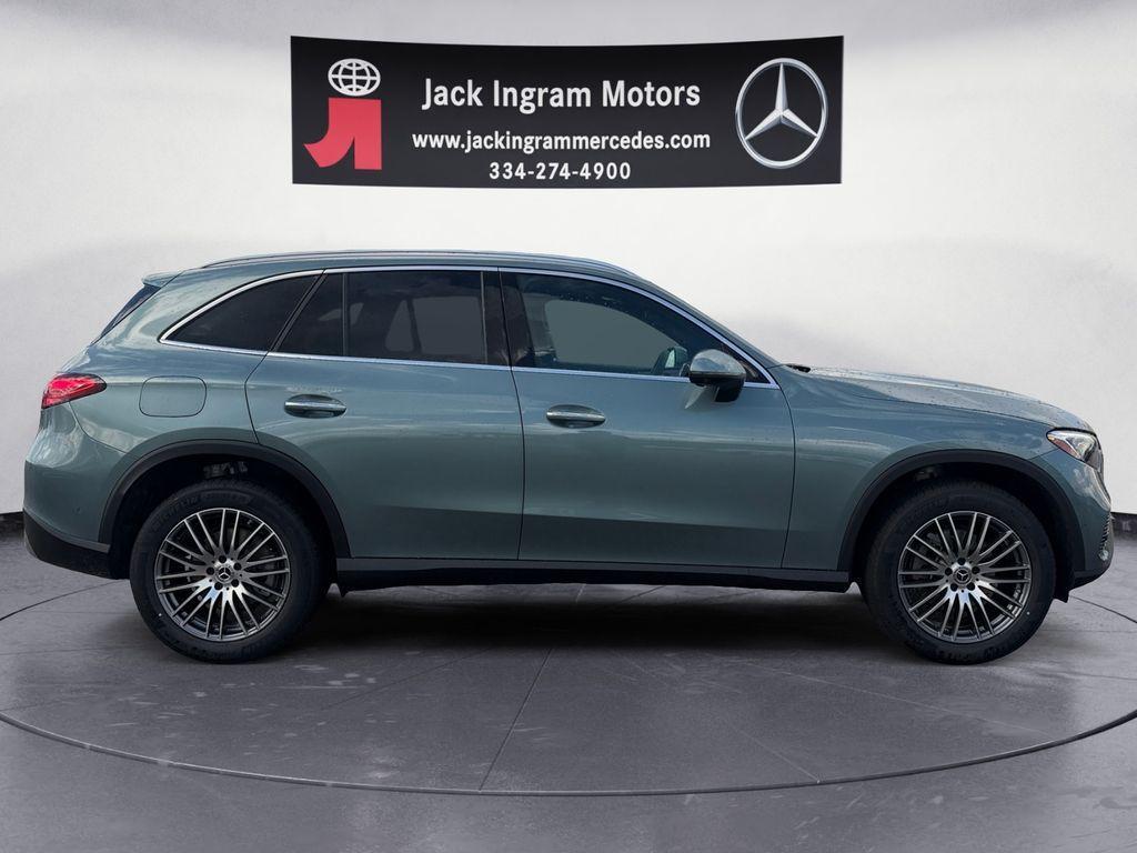 new 2026 Mercedes-Benz GLC 300 car