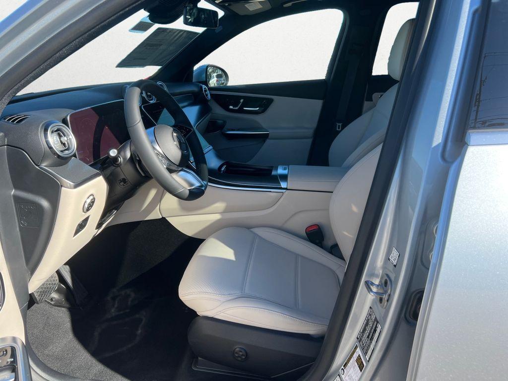 new 2026 Mercedes-Benz GLC 300 car