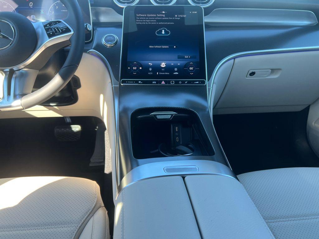 new 2026 Mercedes-Benz GLC 300 car