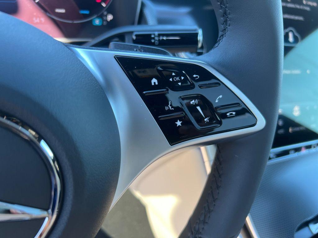 new 2026 Mercedes-Benz GLC 300 car