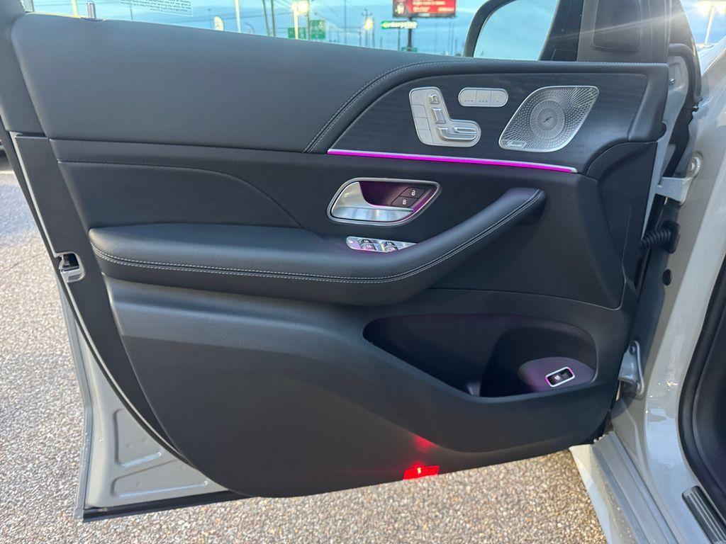 new 2026 Mercedes-Benz GLE 450 car