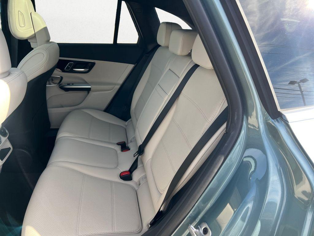 new 2026 Mercedes-Benz GLC 300 car