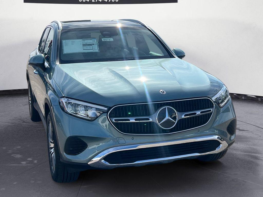 new 2026 Mercedes-Benz GLC 300 car