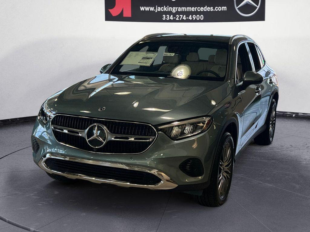 new 2026 Mercedes-Benz GLC 300 car
