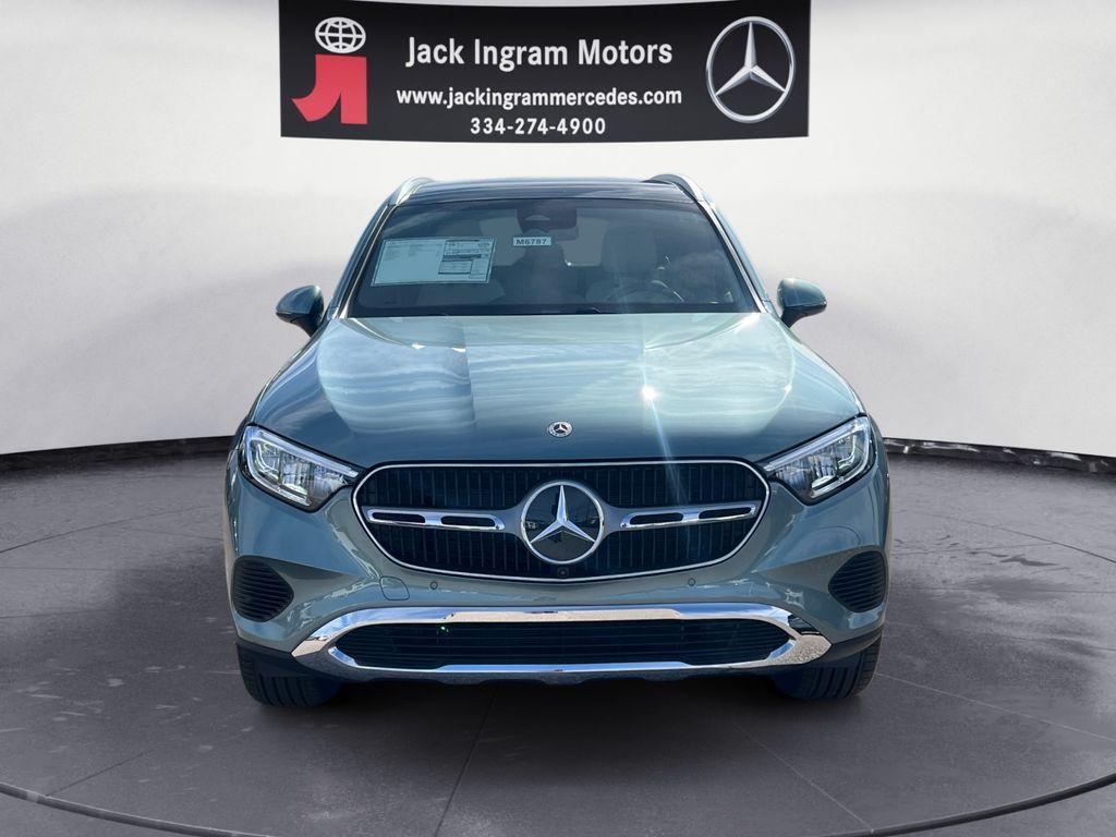 new 2026 Mercedes-Benz GLC 300 car