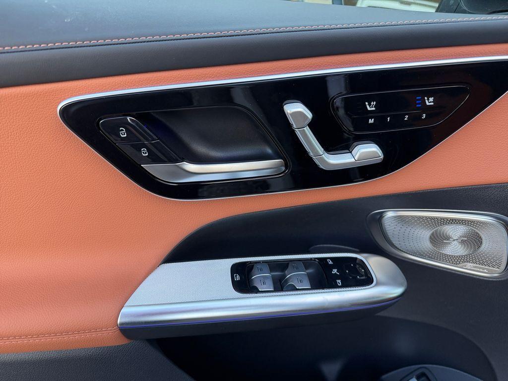 new 2026 Mercedes-Benz GLC 300 car