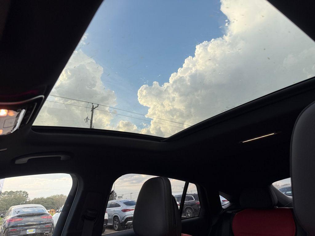 new 2026 Mercedes-Benz GLC 300 car