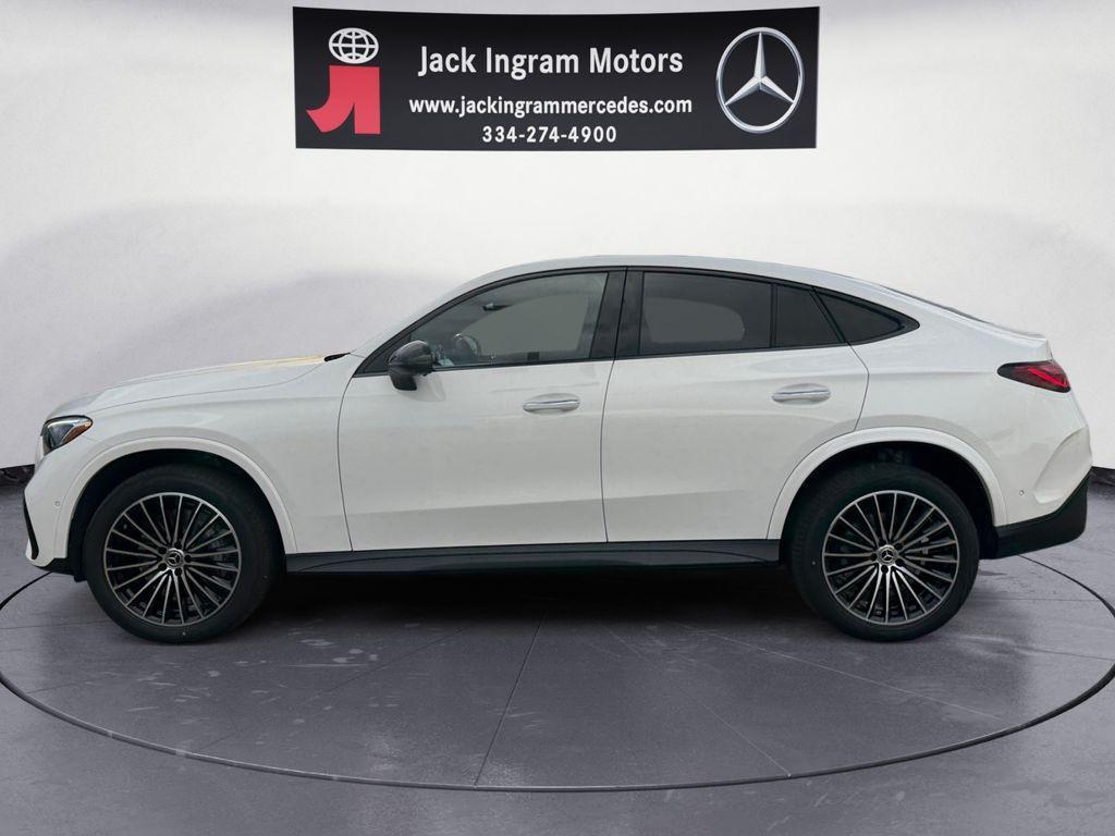 new 2026 Mercedes-Benz GLC 300 car