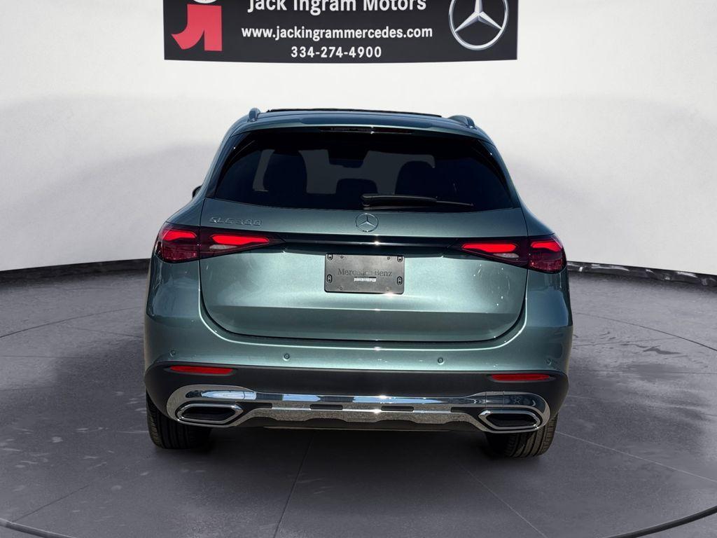 new 2026 Mercedes-Benz GLC 300 car