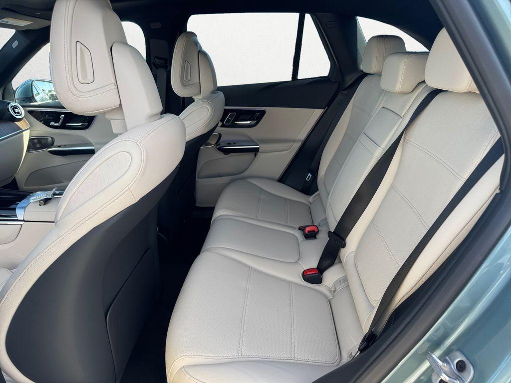 new 2026 Mercedes-Benz GLC 300 car