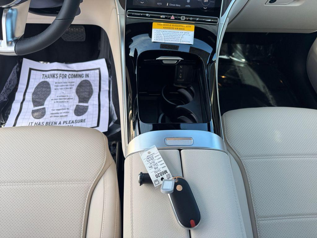 new 2026 Mercedes-Benz GLC 300 car