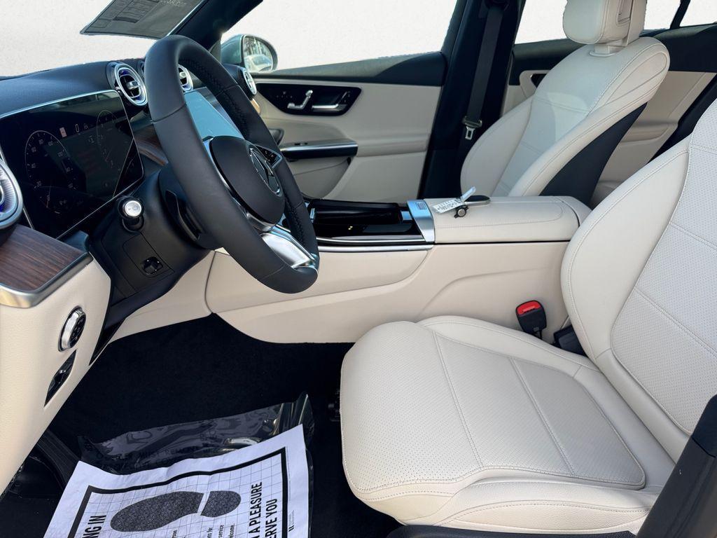 new 2026 Mercedes-Benz GLC 300 car