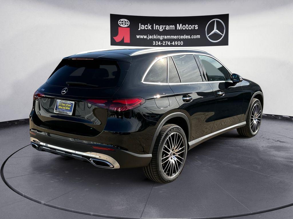 new 2026 Mercedes-Benz GLC 300 car