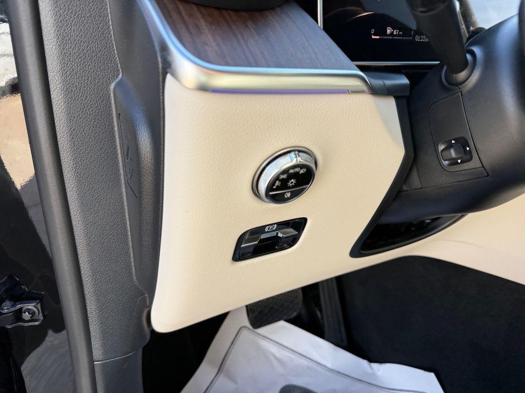 new 2026 Mercedes-Benz GLC 300 car