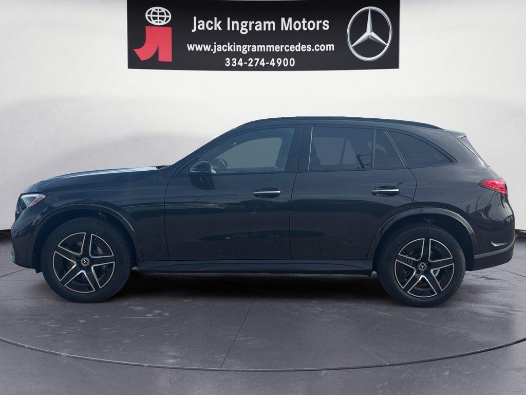 new 2026 Mercedes-Benz GLC 300 car