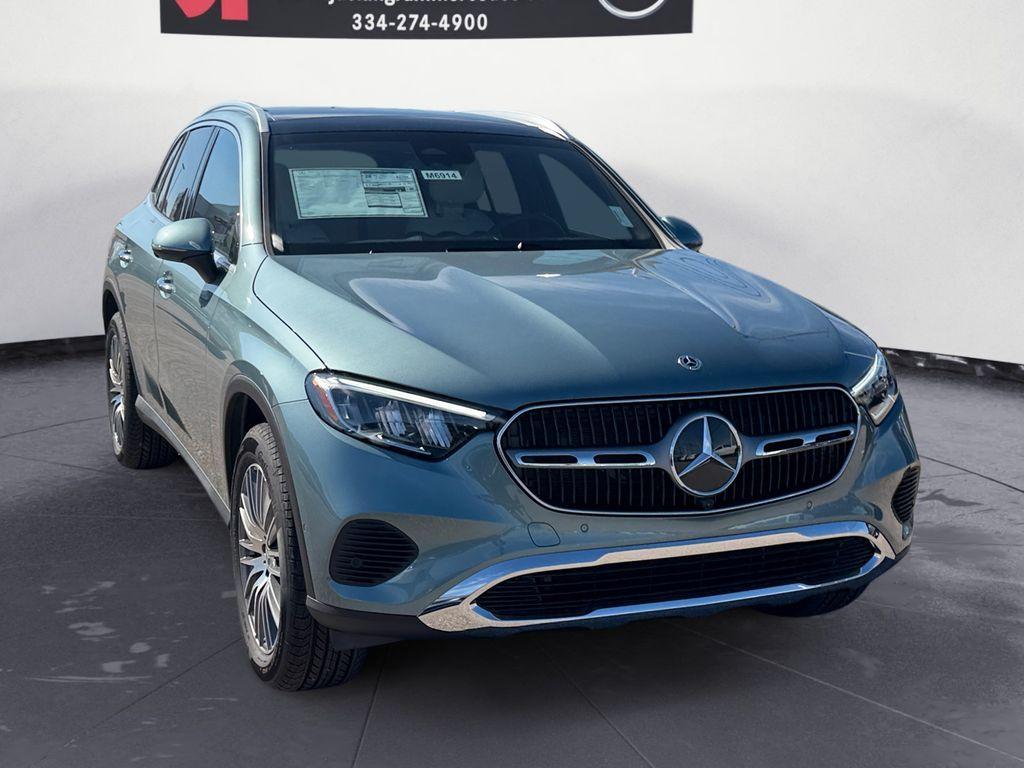 new 2026 Mercedes-Benz GLC 300 car