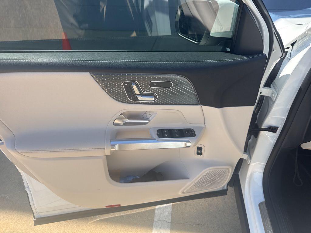 used 2025 Mercedes-Benz GLB 250 car, priced at $39,967