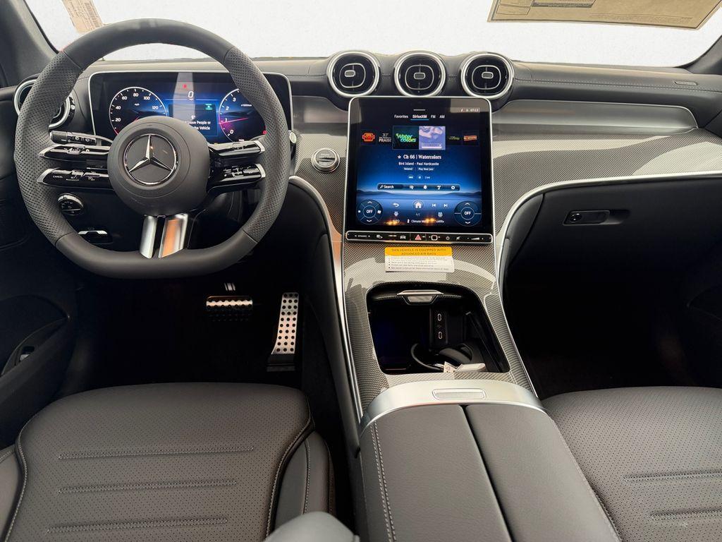 new 2026 Mercedes-Benz GLC 300 car