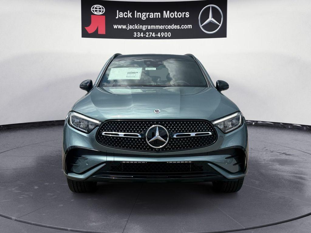 new 2026 Mercedes-Benz GLC 300 car, priced at $62,295