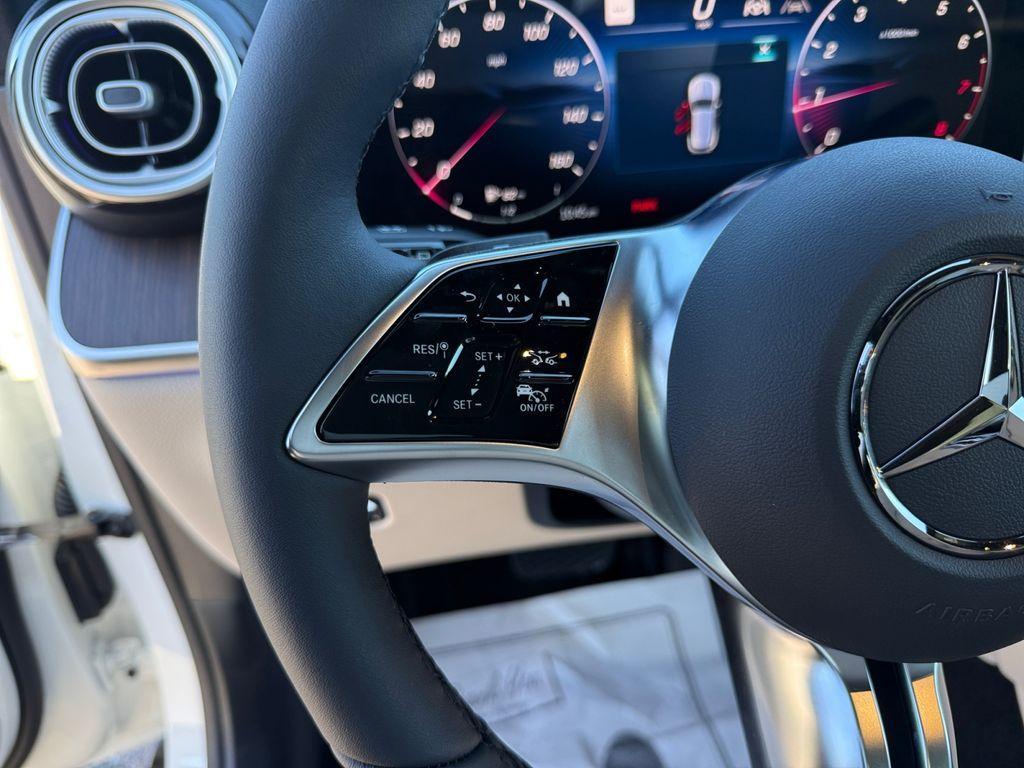 new 2026 Mercedes-Benz GLC 300 car