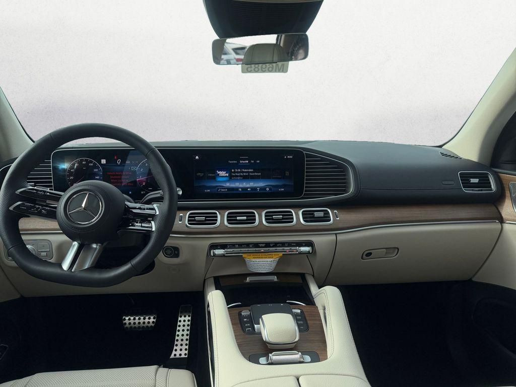 new 2026 Mercedes-Benz GLS 450 car