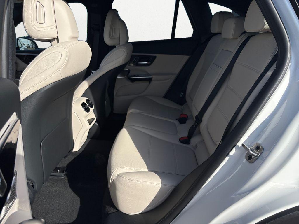 new 2026 Mercedes-Benz GLC 300 car