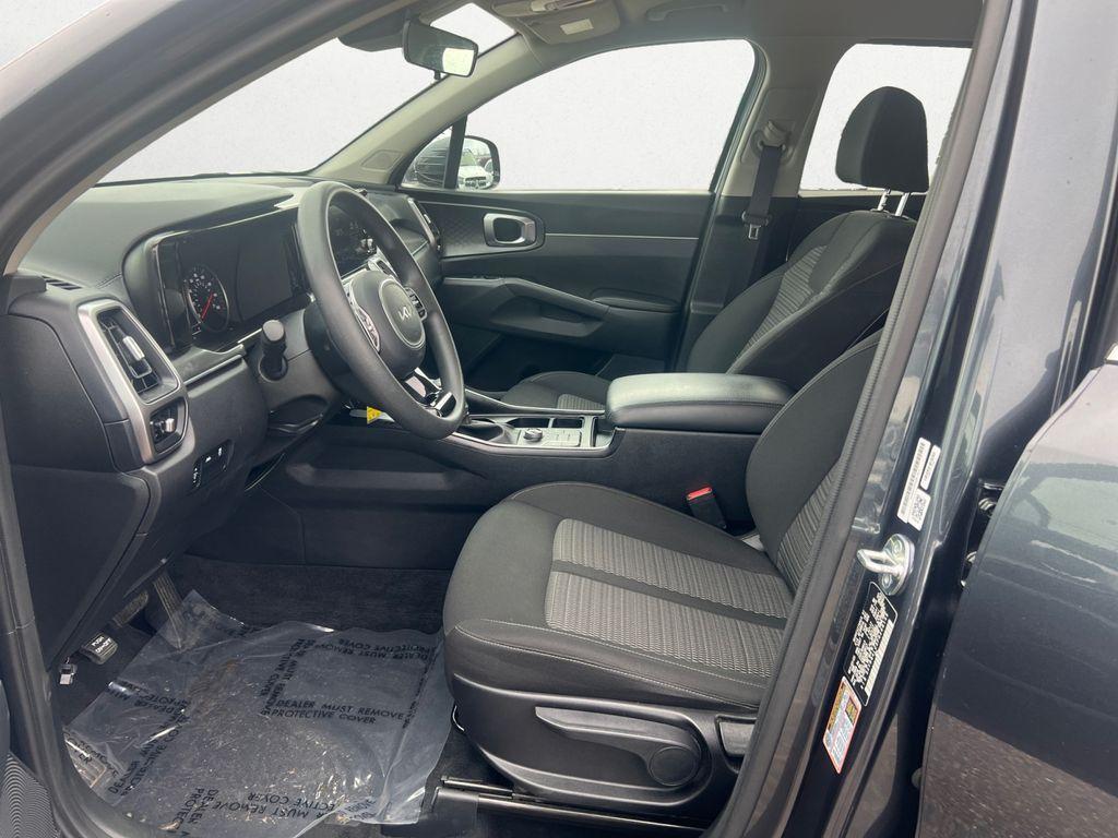 used 2023 Kia Sorento car, priced at $23,997
