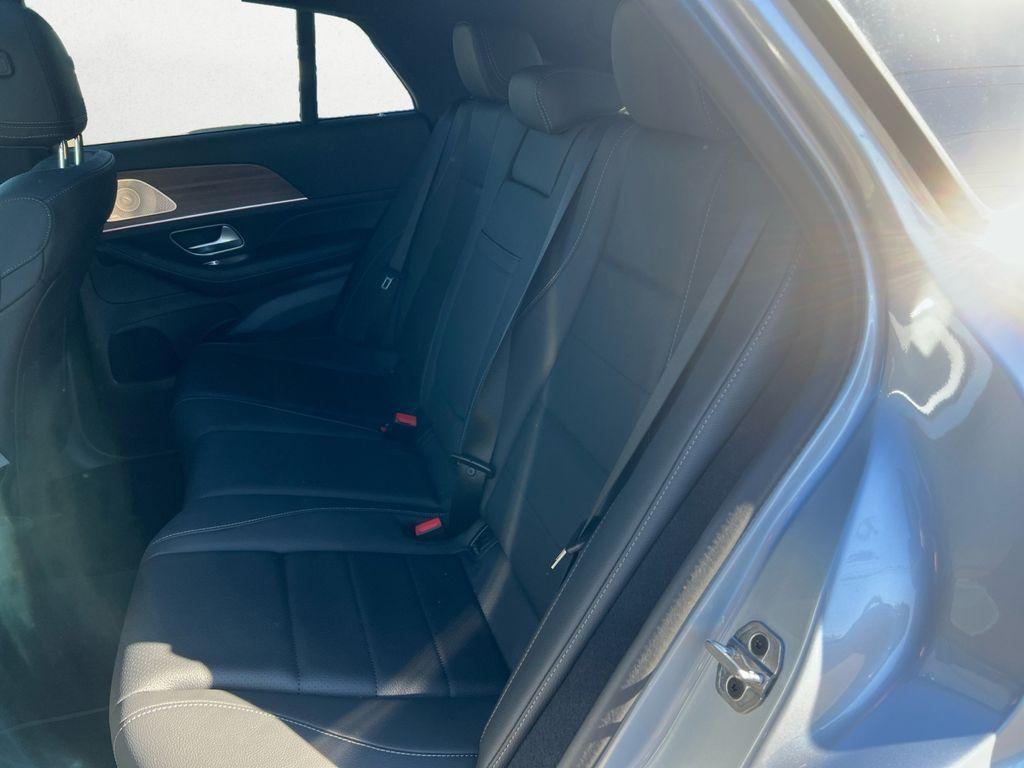 new 2026 Mercedes-Benz GLE 450 car