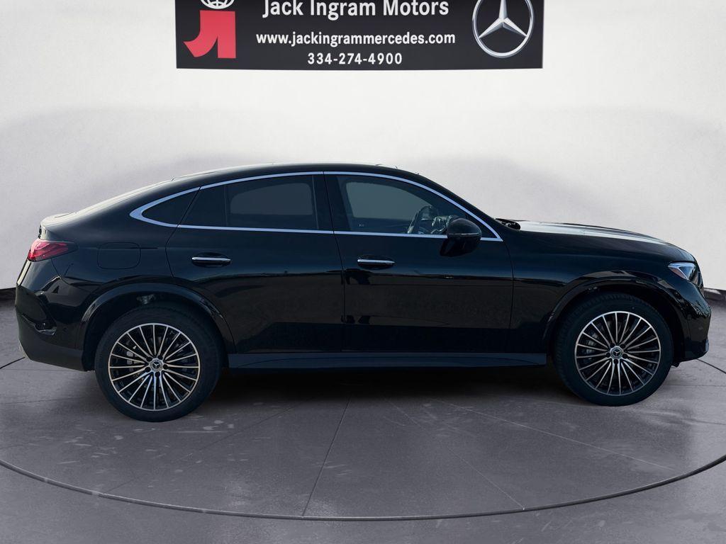 new 2026 Mercedes-Benz GLC 300 car