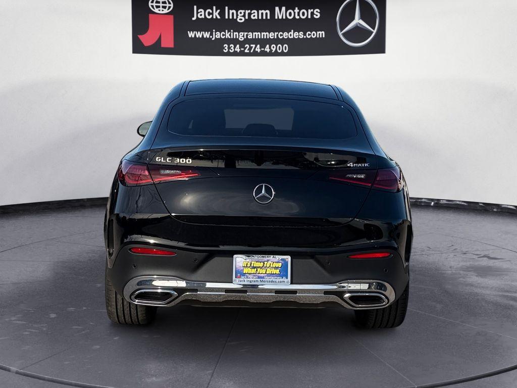 new 2026 Mercedes-Benz GLC 300 car