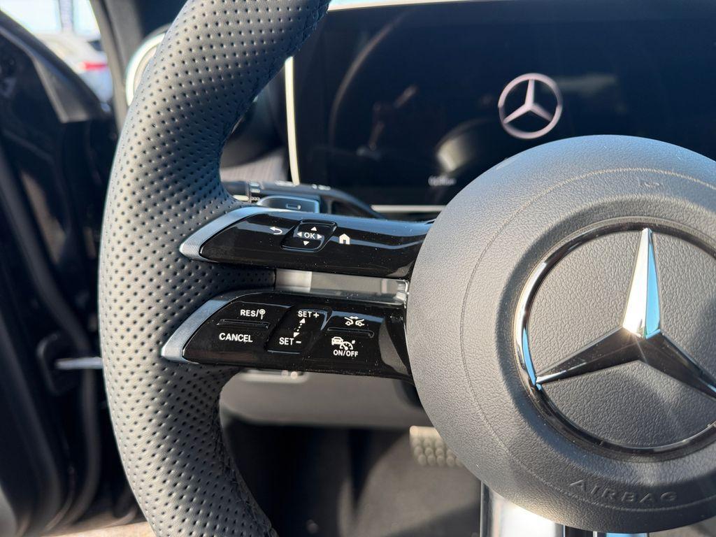 new 2026 Mercedes-Benz GLC 300 car